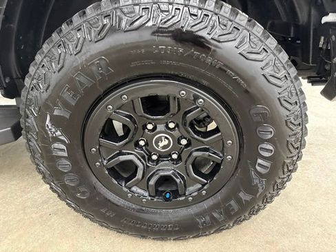 Used 2023 Ford Bronco Wildtrak AWD/4WD image 14