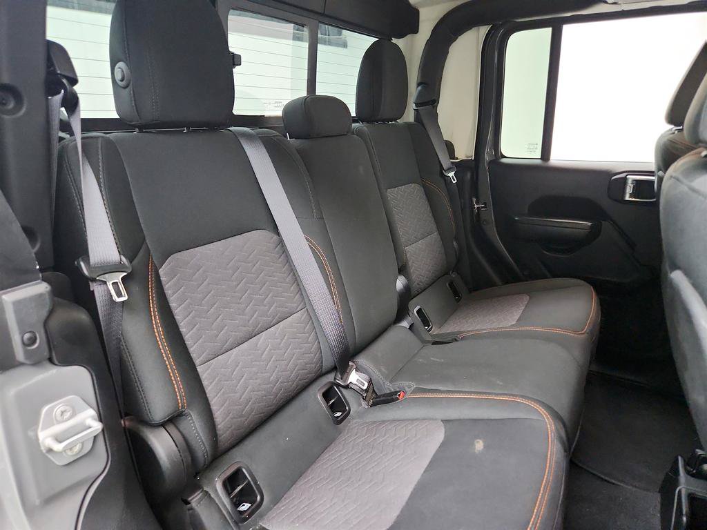 Used 2020 Jeep Gladiator Mojave w/ Cold Weather Group AWD/4WD image 27