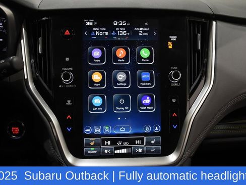Used 2025 Subaru Outback Onyx Edition image 18