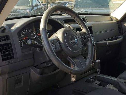 Used 2012 Jeep Liberty Sport w/ Popular Equipment Group image 11