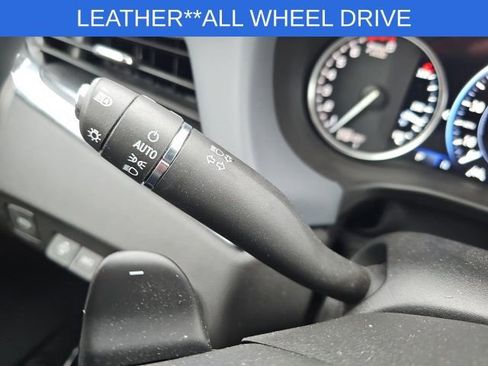 Used 2023 Buick Enclave Premium image 37