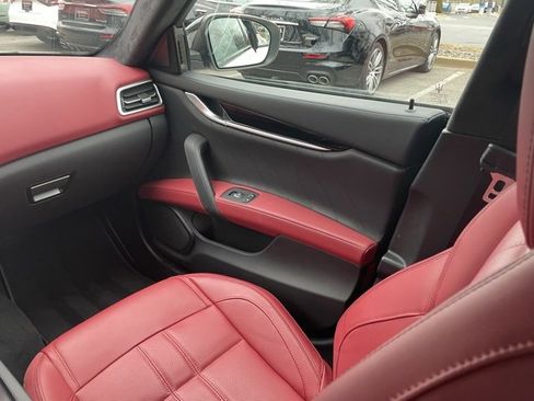 Used 2023 Maserati Ghibli Modena Q4 image 47