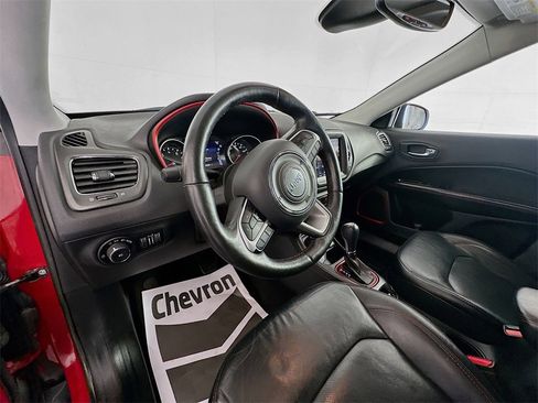 Used 2018 Jeep Compass Trailhawk w/ Leather Interior Group image 9