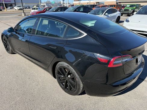Used 2019 Tesla Model 3 Standard Range Plus image 16