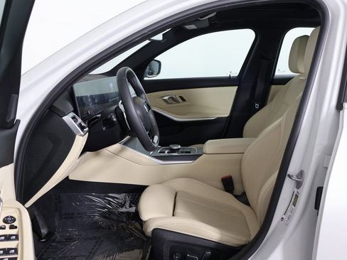Used 2025 BMW 330i Sedan w/ Convenience Package image 10