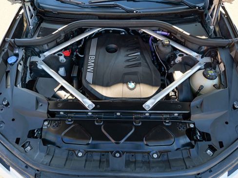 Used 2023 BMW X7 xDrive40i w/ Premium Package image 56