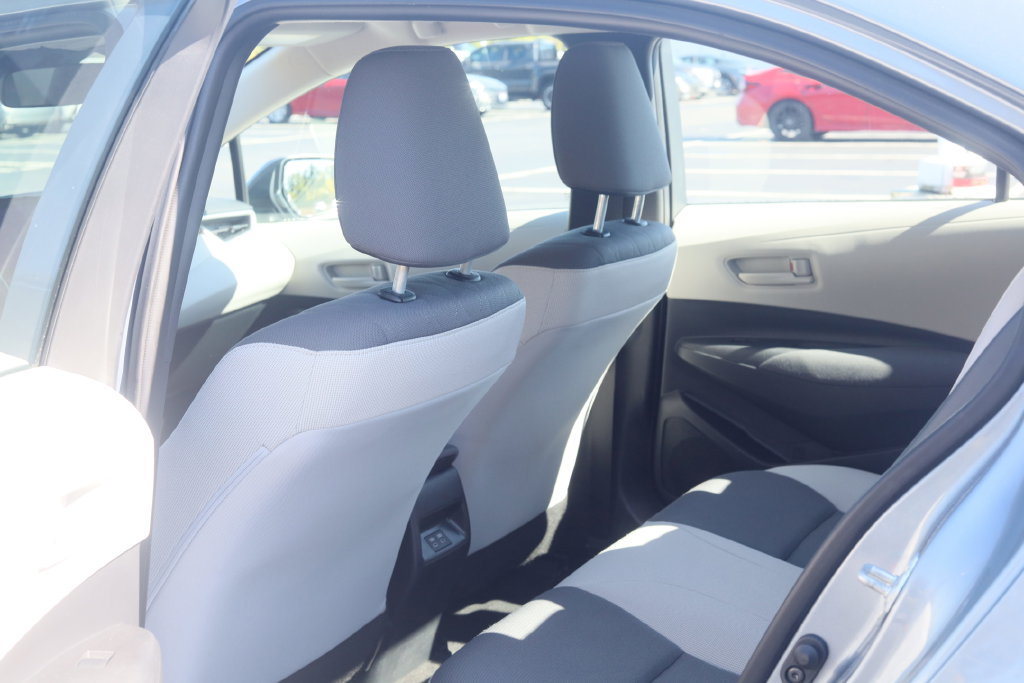 Used 2024 Toyota Corolla LE FWD image 19