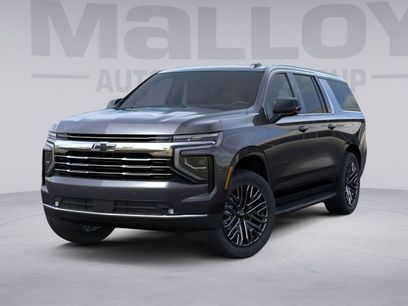 New 2026 Chevrolet Suburban LT w/ Comfort Package