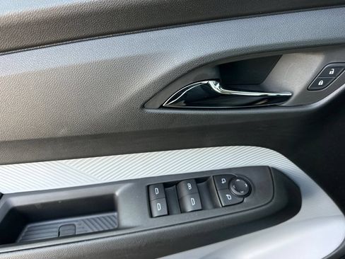 New 2027 Chevrolet Bolt LT w/ Comfort Package FWD image 11
