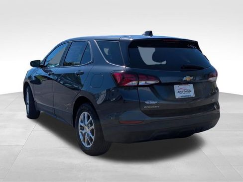 Used 2022 Chevrolet Equinox LS AWD/4WD image 6