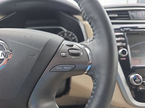 Used 2021 Nissan Murano SL FWD image 22