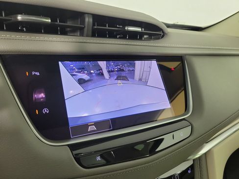 Certified 2023 Cadillac XT5 Premium Luxury FWD image 27