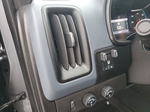 Certified 2022 Chevrolet Colorado Z71 w/ Safety Package image 9