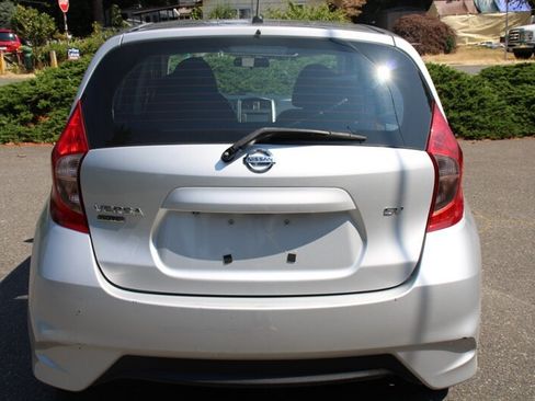 Used 2019 Nissan Versa Note SV FWD image 11