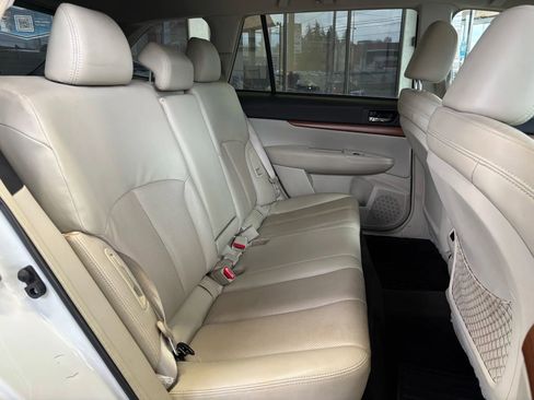 Used 2014 Subaru Outback 2.5i Limited w/ Moonroof Package image 21