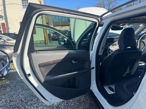 Used 2015 Volvo XC70 T6 image 29