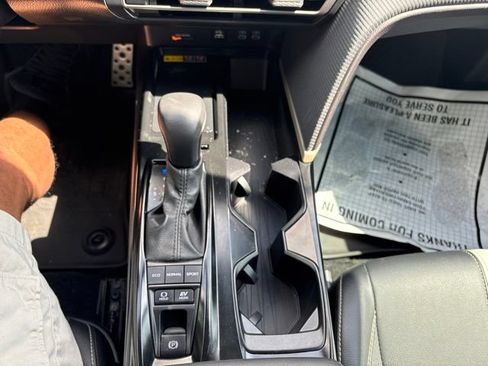 Used 2025 Toyota Camry SE FWD image 18