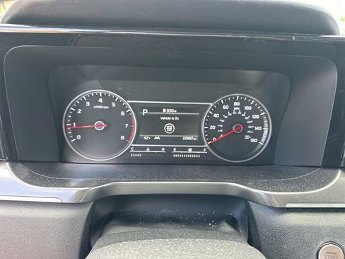 Used 2023 Kia Sorento S FWD image 19