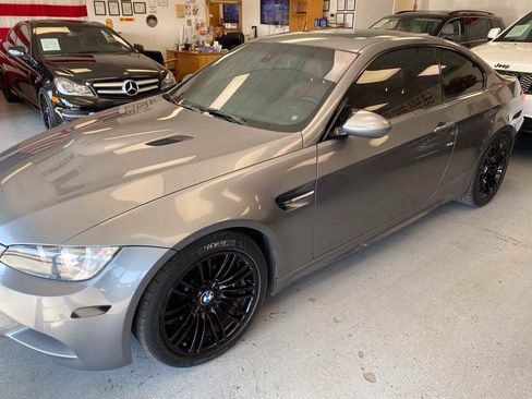 Used 2011 BMW M3 Coupe RWD image 4