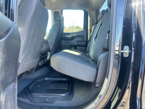 Used 2019 Chevrolet Silverado 1500 Custom Trail Boss w/ Custom Convenience Package image 17