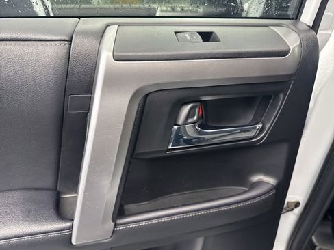 Used 2024 Toyota 4Runner SR5 Premium w/ Moonroof Package image 41