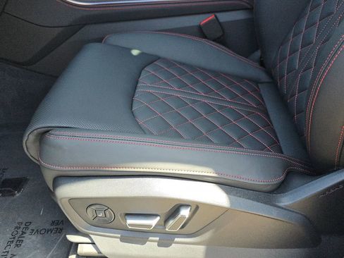 New 2026 Audi Q7 3.0T Prestige image 18