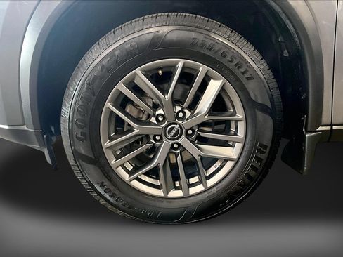 Used 2023 Nissan Rogue S AWD/4WD image 7