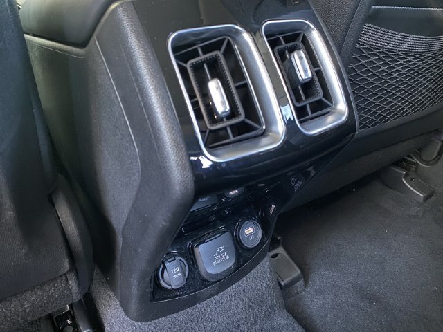 Used 2023 Kia Sorento SX Prestige AWD/4WD image 16