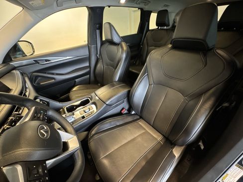 Certified 2023 INFINITI QX60 Luxe w/ Cargo Package AWD/4WD image 11