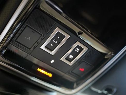 Used 2021 Land Rover Range Rover Autobiography AWD/4WD image 20