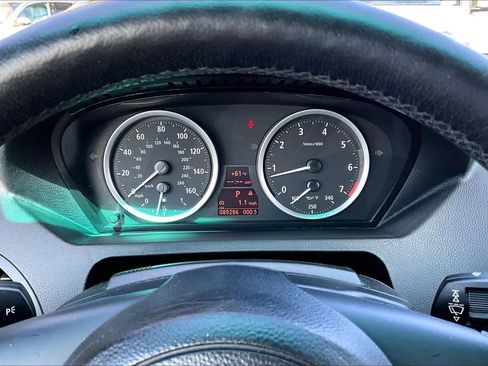 Used 2007 BMW 650i Convertible image 25