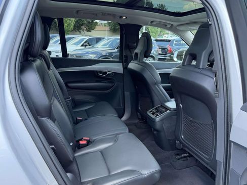 Used 2021 Volvo XC90 T5 Momentum w/ Advanced Package FWD image 13