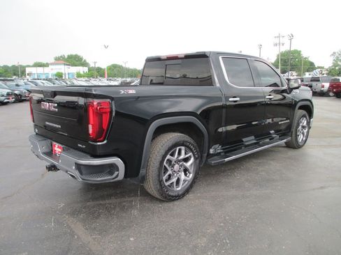 Used 2022 GMC Sierra 1500 SLT w/ SLT Premium Plus Package AWD/4WD image 6