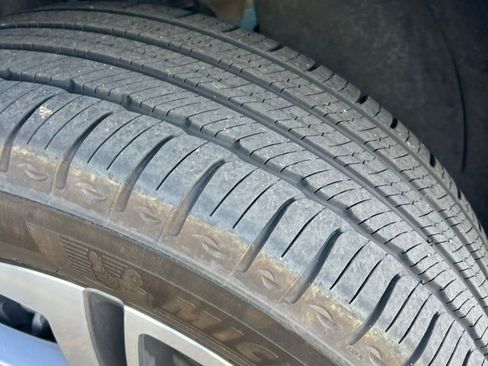 Used 2020 GMC Terrain SLT w/ Preferred Package image 9