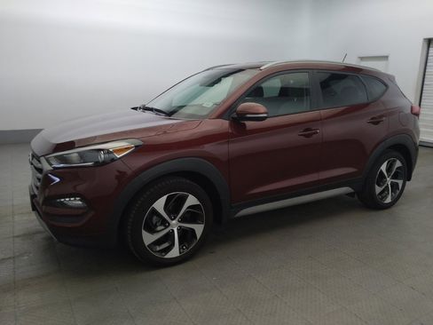 Used 2017 Hyundai Tucson Sport AWD/4WD image 2