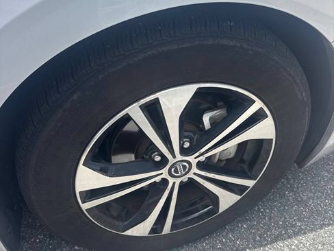 Used 2022 Nissan Sentra SV w/ Trunk Package FWD image 14