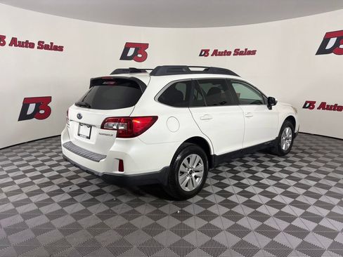 Used 2016 Subaru Outback 2.5i Premium AWD/4WD image 6