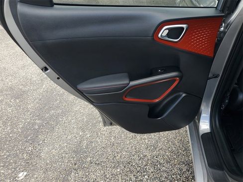 Used 2025 Kia Soul GT-Line image 24