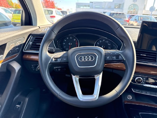 Used 2024 Audi Q5 2.0T Premium w/ Convenience Package AWD/4WD image 23