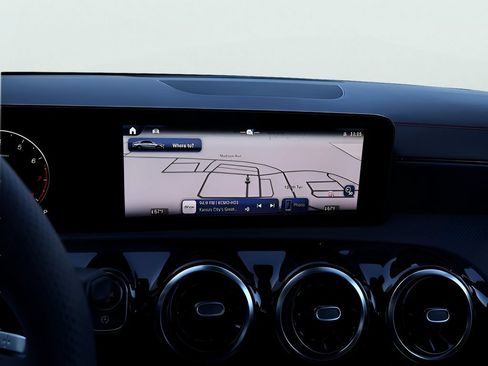 Certified 2026 Mercedes-Benz CLA 250 4MATIC image 21