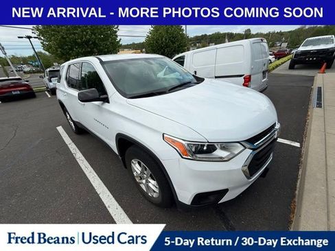 Used 2018 Chevrolet Traverse LS FWD image 11