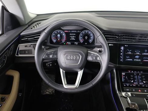 Used 2024 Audi Q8 Premium Plus w/ Premium Plus Package image 32