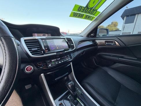 Used 2016 Honda Accord EX-L image 48