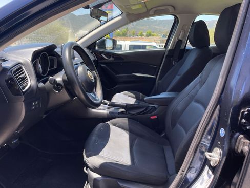 Used 2016 MAZDA MAZDA3 i Sport w/ Preferred Equipment Package FWD image 14