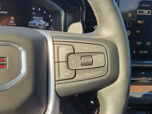 Used 2023 GMC Sierra 1500 SLT w/ SLT Premium Package AWD/4WD image 15