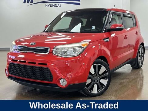 Used 2015 Kia Soul ! w/ Sun & Sound Package FWD image 1