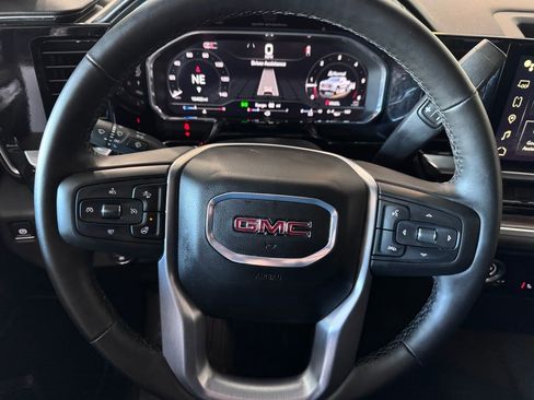 Certified 2024 GMC Sierra 1500 Elevation image 12