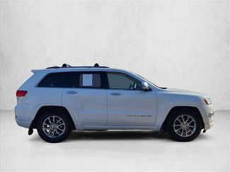 Used 2014 Jeep Grand Cherokee Overland w/ Advanced Technology Group AWD/4WD video 3