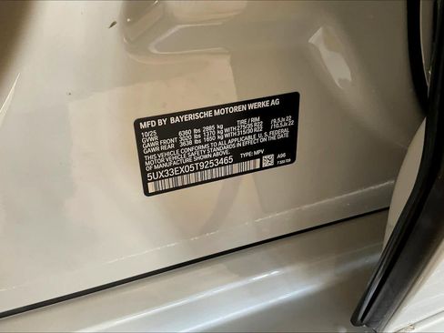 New 2026 BMW X6 xDrive40i w/ Climate Comfort Package image 18