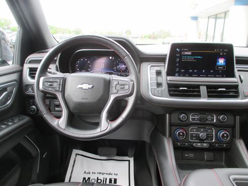 Used 2022 Chevrolet Tahoe RST w/ Luxury Package AWD/4WD image 14